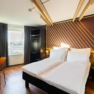 Ibis 2*, Düsseldorf Duitsland